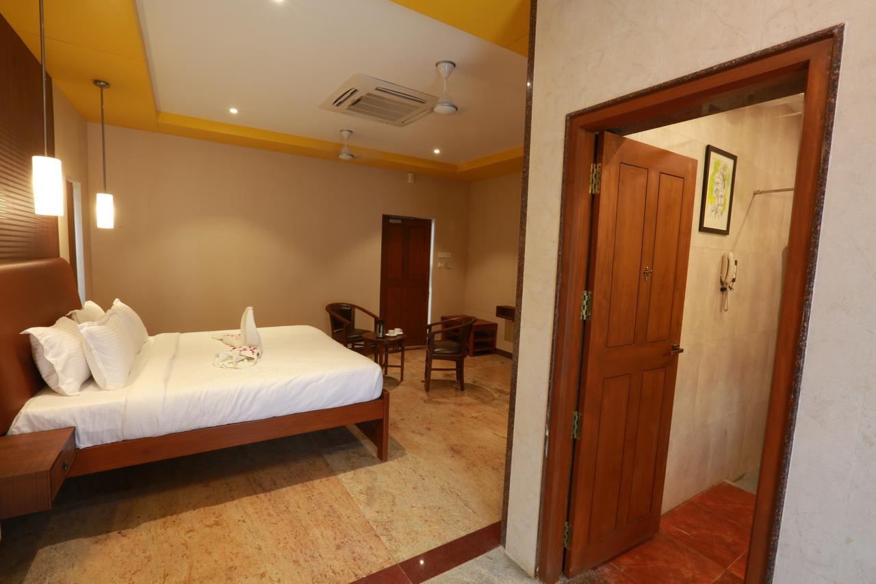 Kyriad Prestige Mayapuri Amira by OTHPL Kumbakonam Eksteriør billede