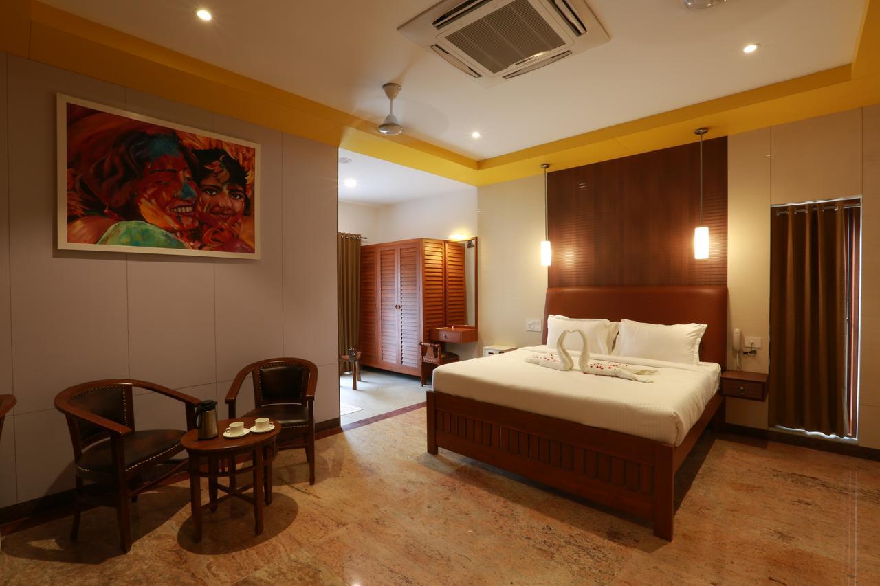 Kyriad Prestige Mayapuri Amira by OTHPL Kumbakonam Eksteriør billede